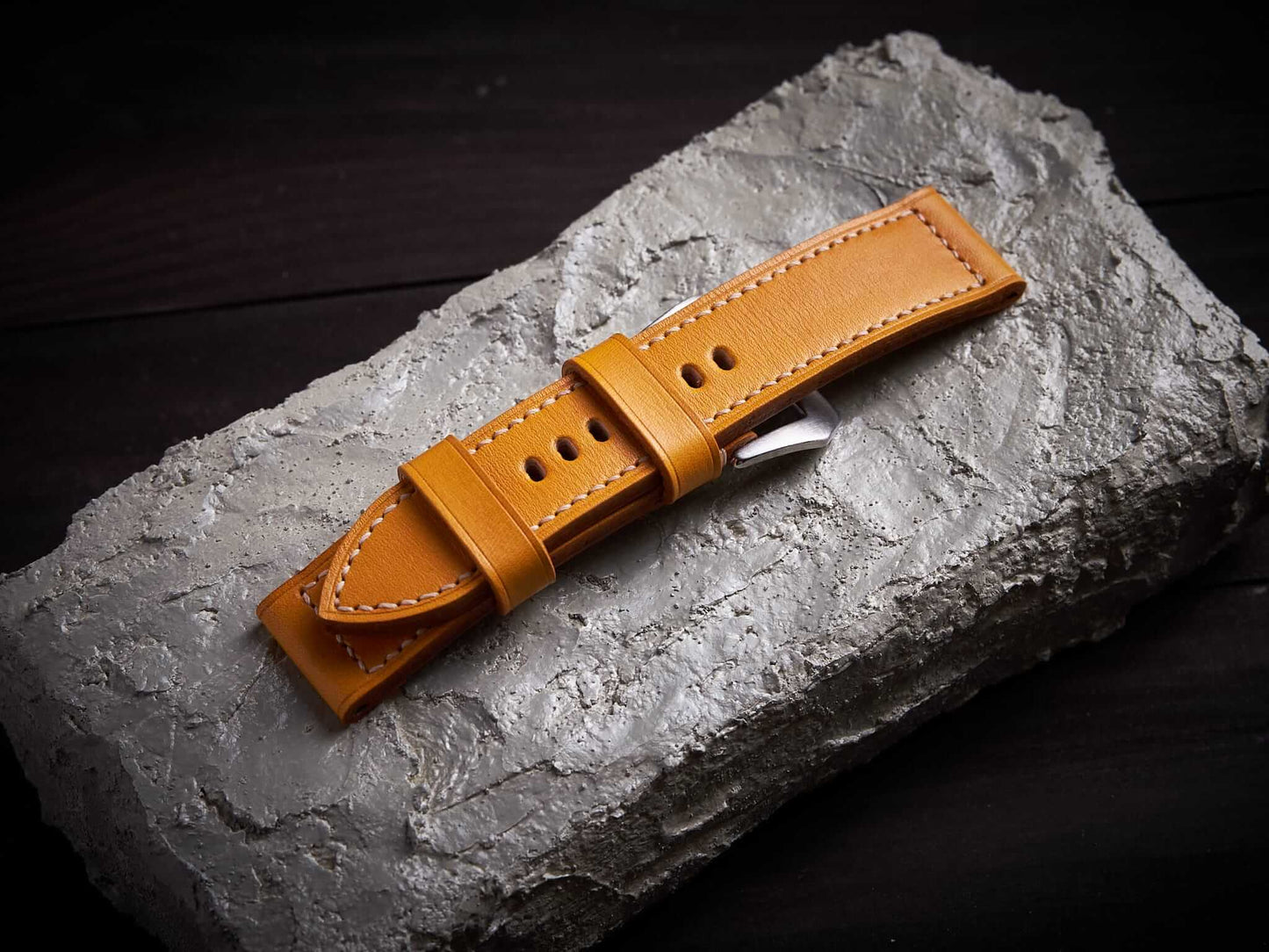Albicocca yellow veg tan leather Panerai strap. Customizable size and details.-2 Moons Leather