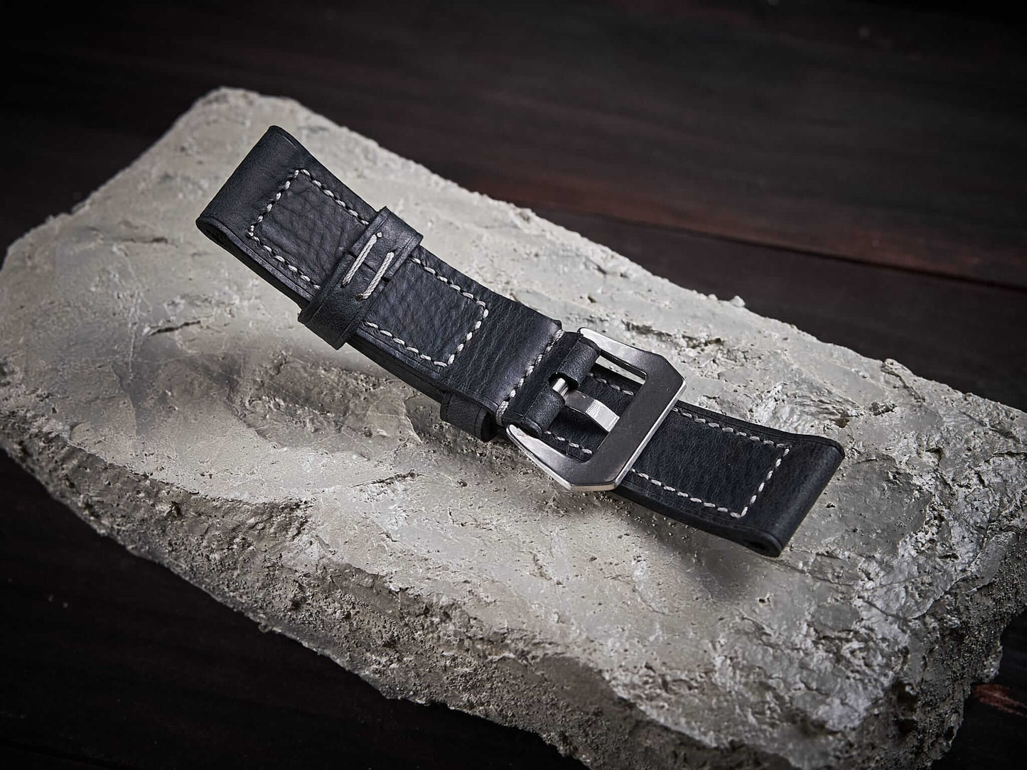 Black buttero leather Panerai strap. Customizable size and details.-2 Moons Leather