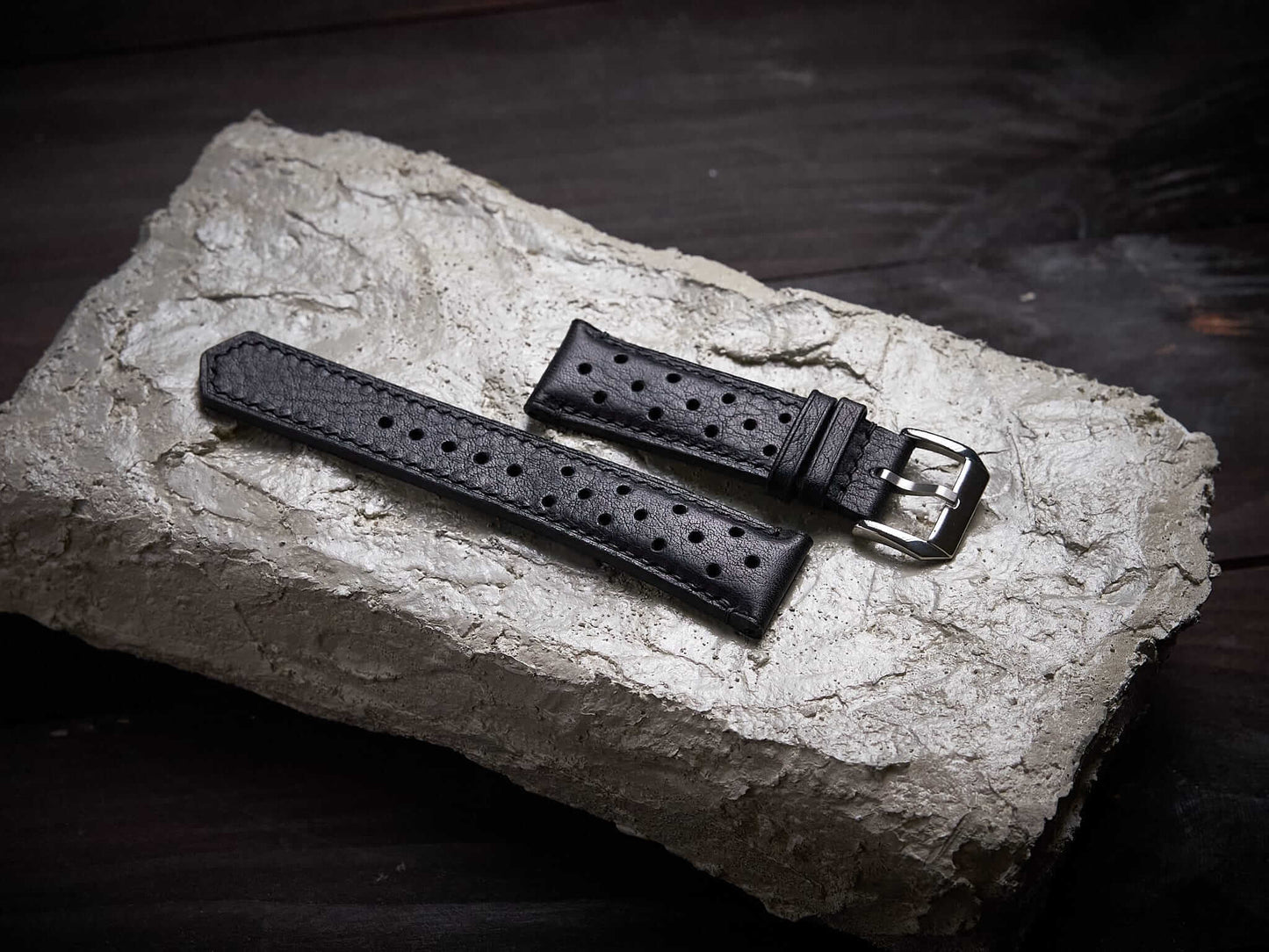 Black vachetta leather rally strap. Customizable size and details.-2 Moons Leather
