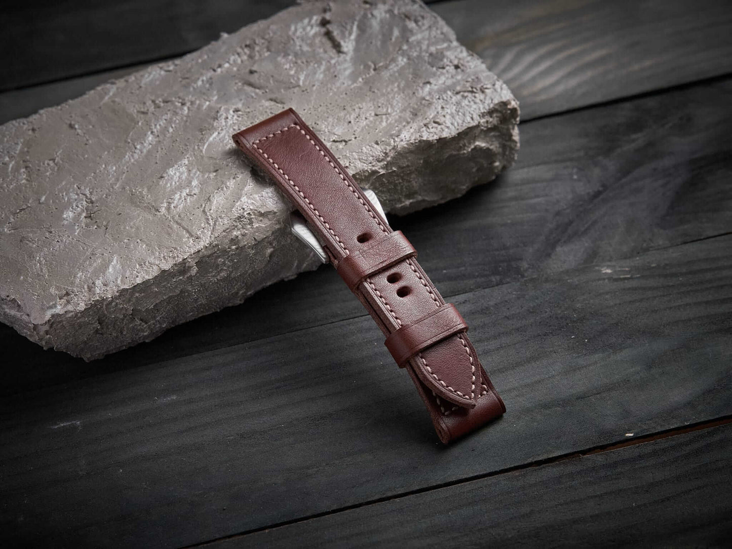 Brown vachetta leather Panerai strap. Customizable size and details.-2 Moons Leather