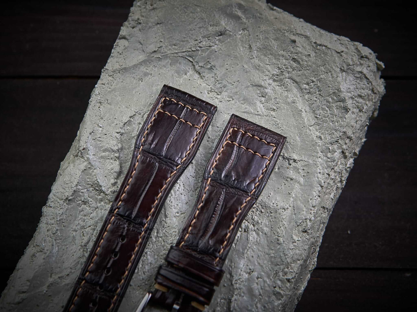 Brown alligator leather pilot strap. Customizable IWC strap.-2 Moons Leather