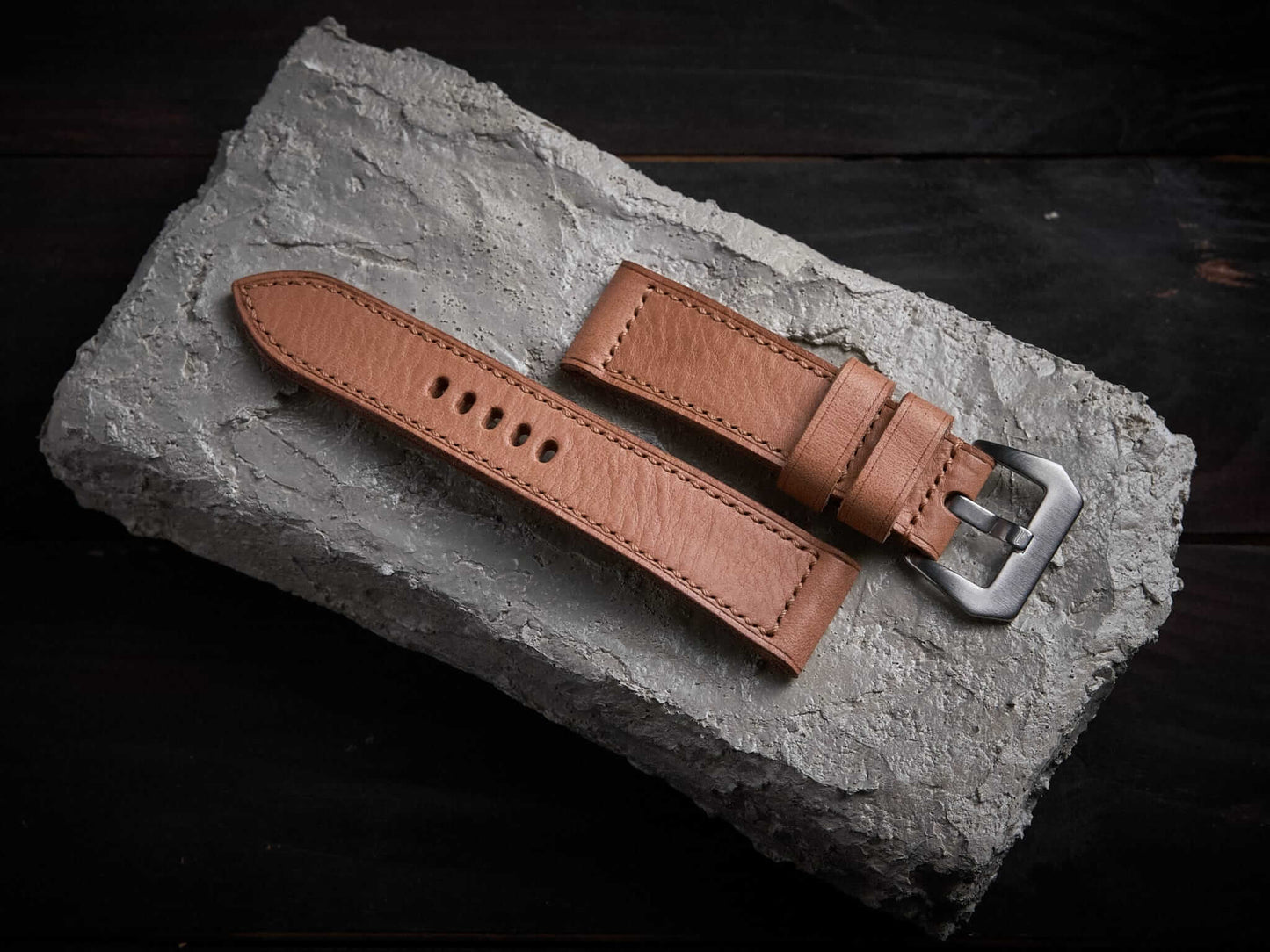 Tan brown buttero leather Panerai strap. Customizable size and details.-2 Moons Leather