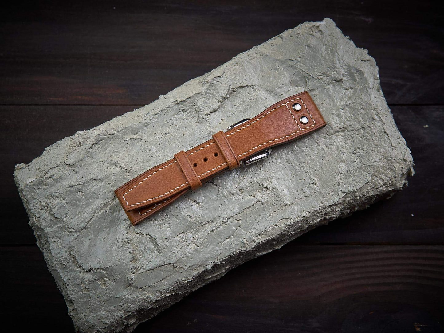 Tan brown vachetta leather rivet pilot strap. Customizable IWC strap.-2 Moons Leather