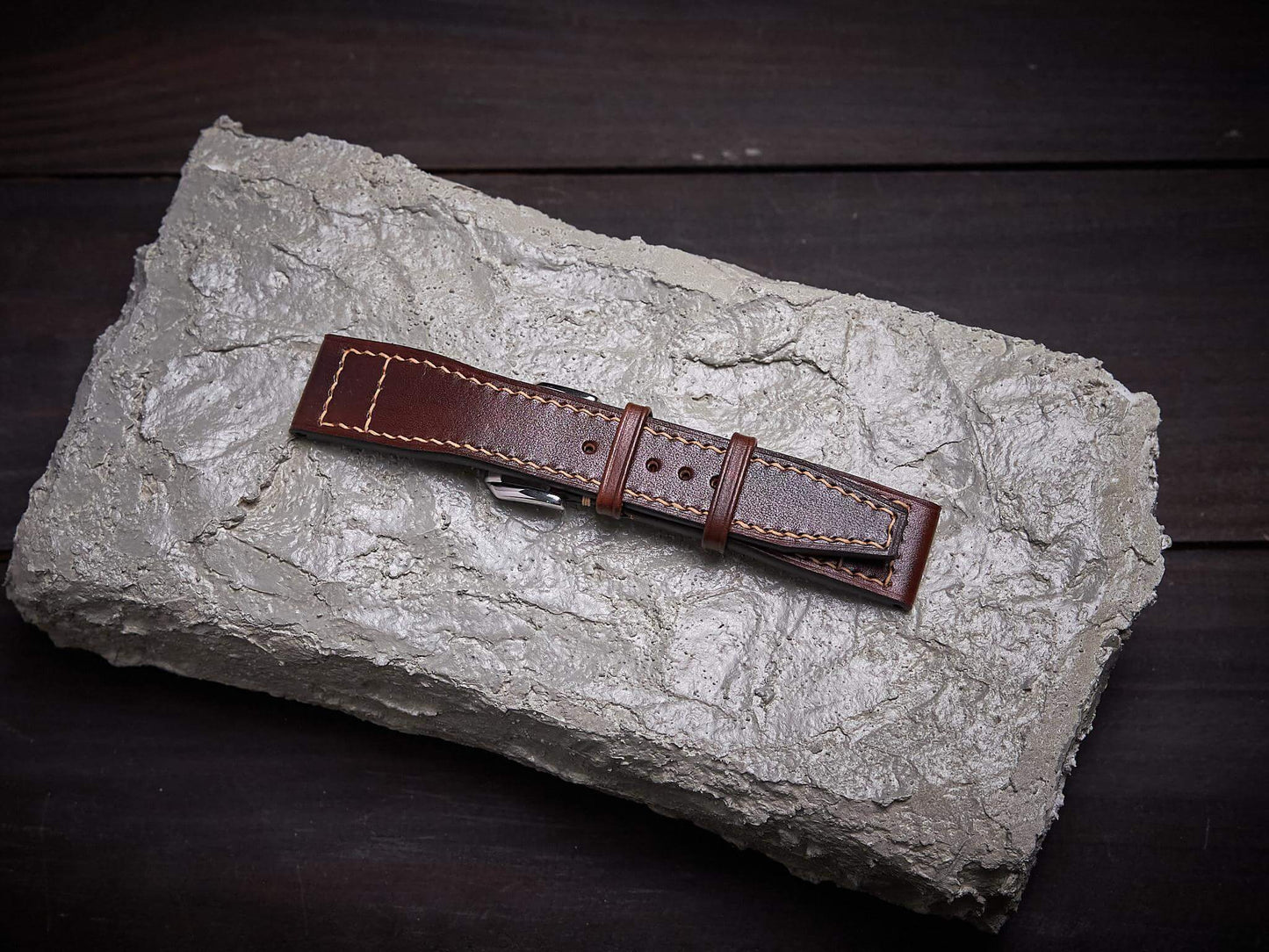 Tan brown veg tan leather pilot strap. Customizable IWC strap.-2 Moons Leather