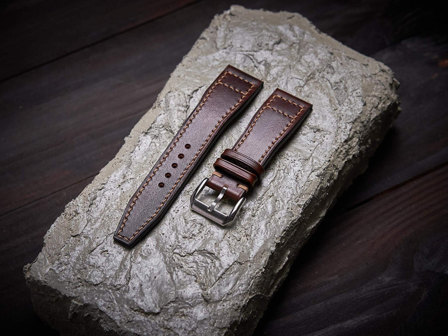 Tan brown veg tan leather pilot strap. Customizable IWC strap.-2 Moons Leather