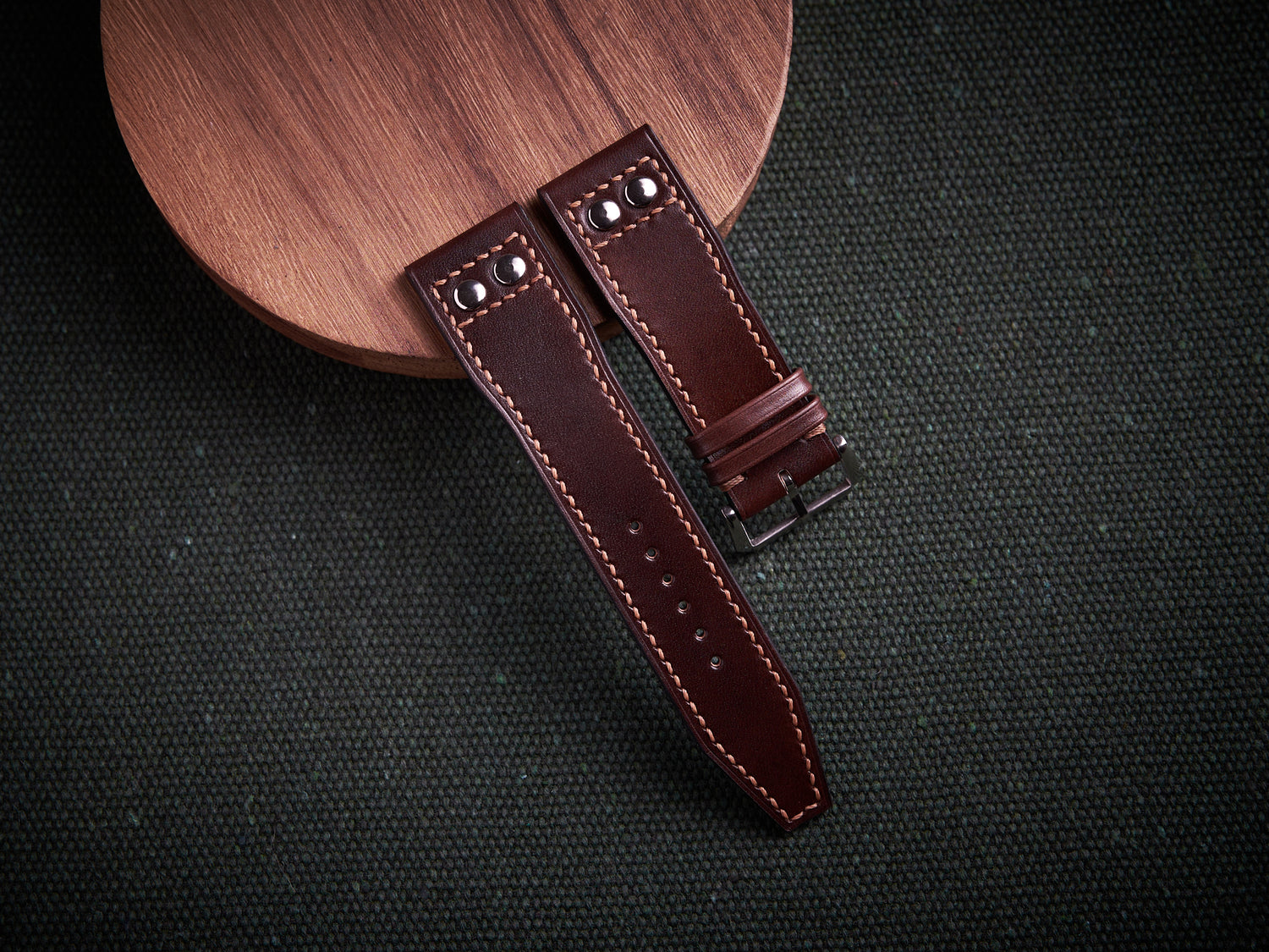 Pilot straps