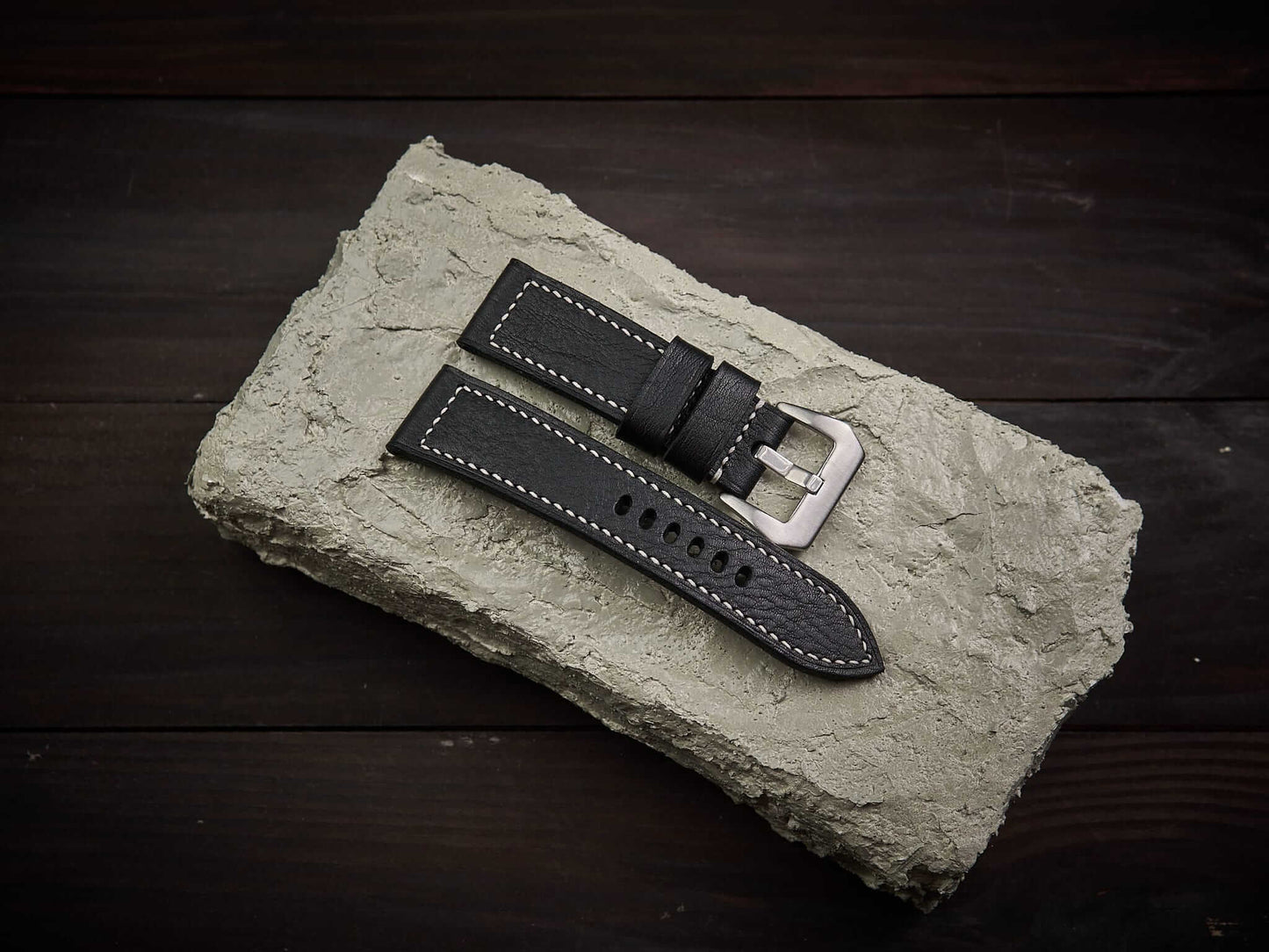 Black vachetta leather Panerai strap. Customizable size and details.-2 Moons Leather