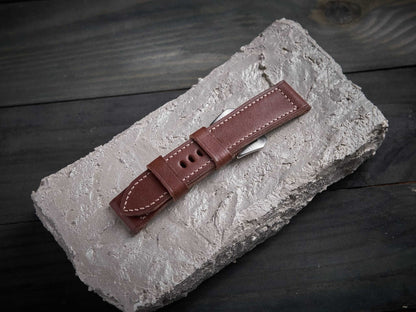 Brown vachetta leather Panerai strap. Customizable size and details.-2 Moons Leather