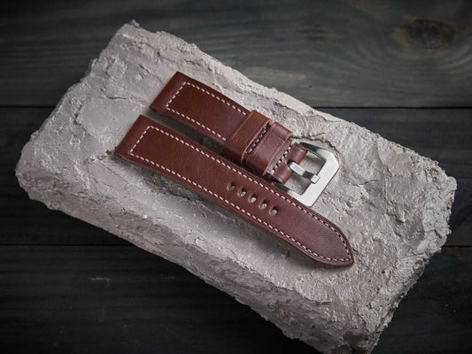 Brown vachetta leather Panerai strap. Customizable size and details.-2 Moons Leather