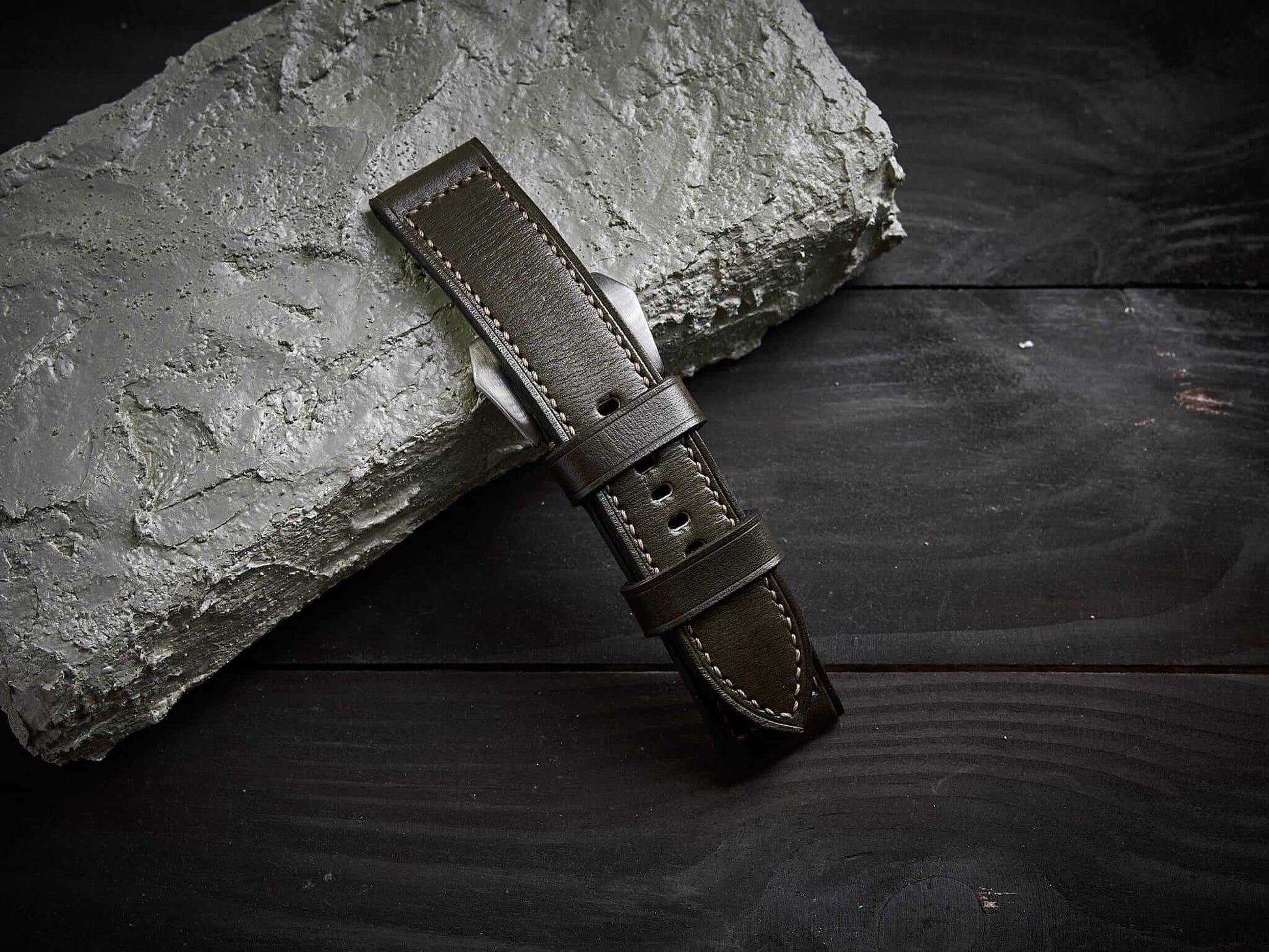 Olive green veg tan leather Panerai strap. Customizable size and details.-2 Moons Leather