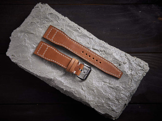 Tan brown vachetta leather pilot strap. Customizable IWC strap.-2 Moons Leather