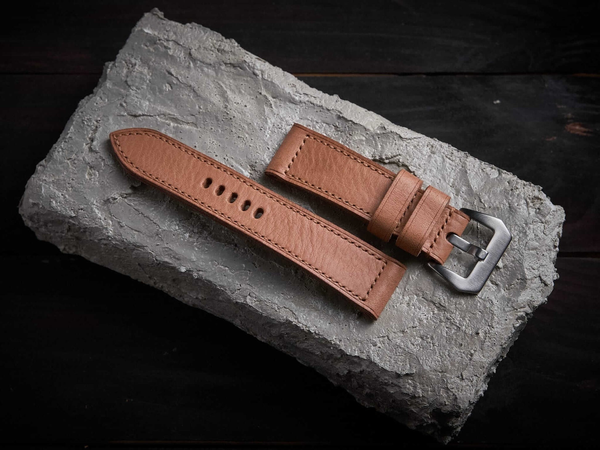 Tan brown buttero leather Panerai strap. Customizable size and details.-2 Moons Leather