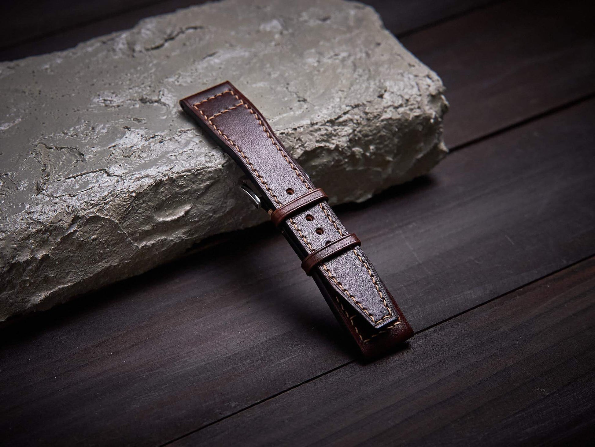 Tan brown veg tan leather pilot strap. Customizable IWC strap.-2 Moons Leather